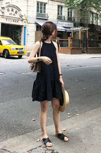 Sanya beach holiday retro first love little black skirt with round neck