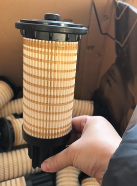 适配 CAT卡特311-3901柴油滤芯 适用1104D-44TA 854E-E34TA发动机