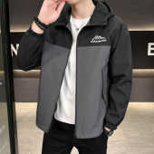 褂子 宽松男装 春秋男士 外套休闲运动夹克男防风防水连帽冲锋衣薄款