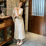 少女感彩色波点方领泡泡袖连衣裙女夏高级感学院风减龄小清新爆款，女装连衣裙，2C158