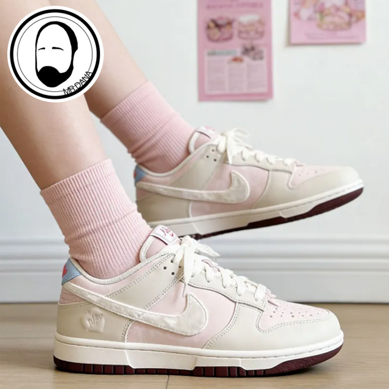 Nike/耐克Dunk Low情人节限定女款舒适时尚百搭板鞋IQ1145-610,运动鞋new,板鞋,淘宝优惠券,粉丝福利购,淘宝优惠卷