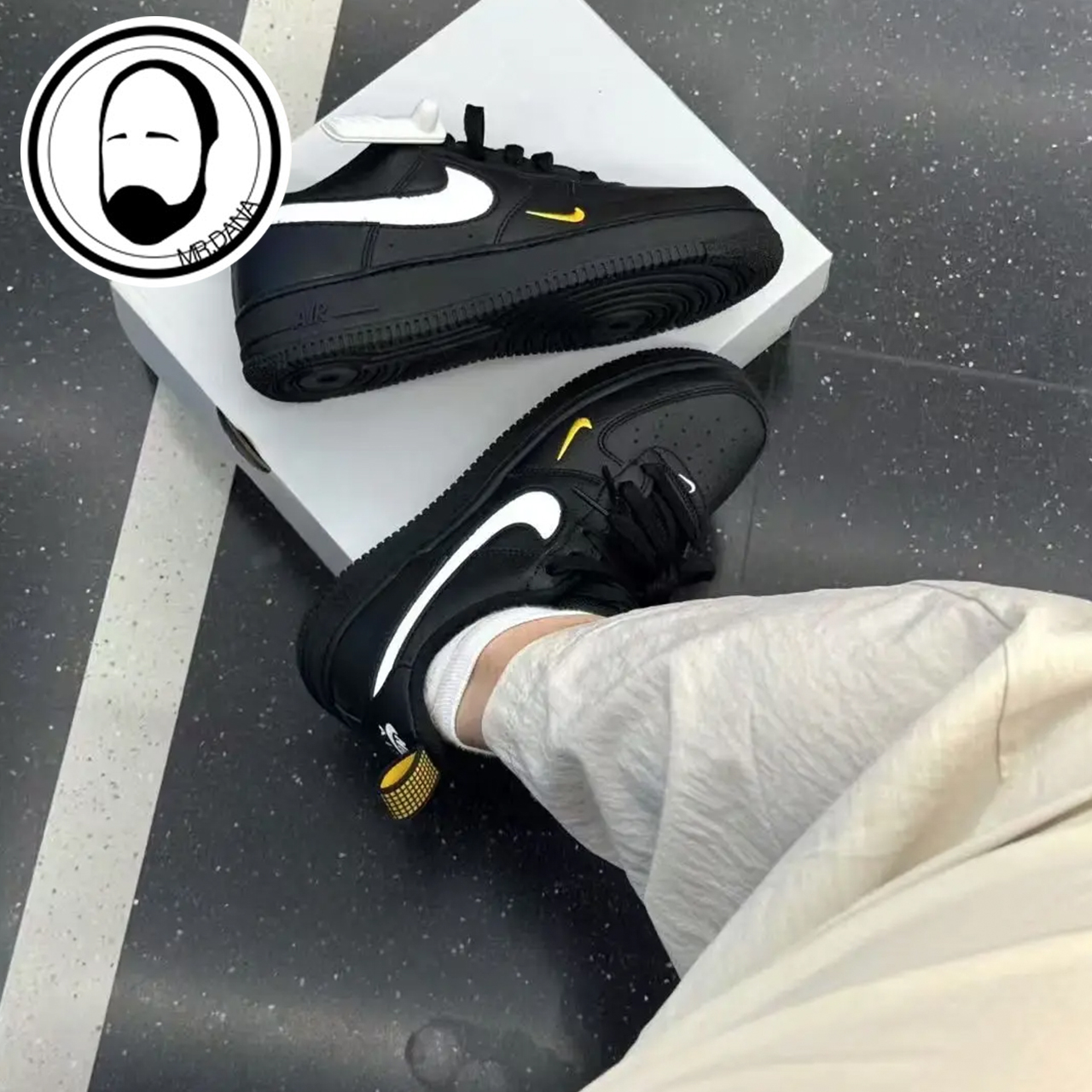 Nike/耐克Air Force 1 Lv8黑色百搭舒适低帮休闲板鞋HF0095-001