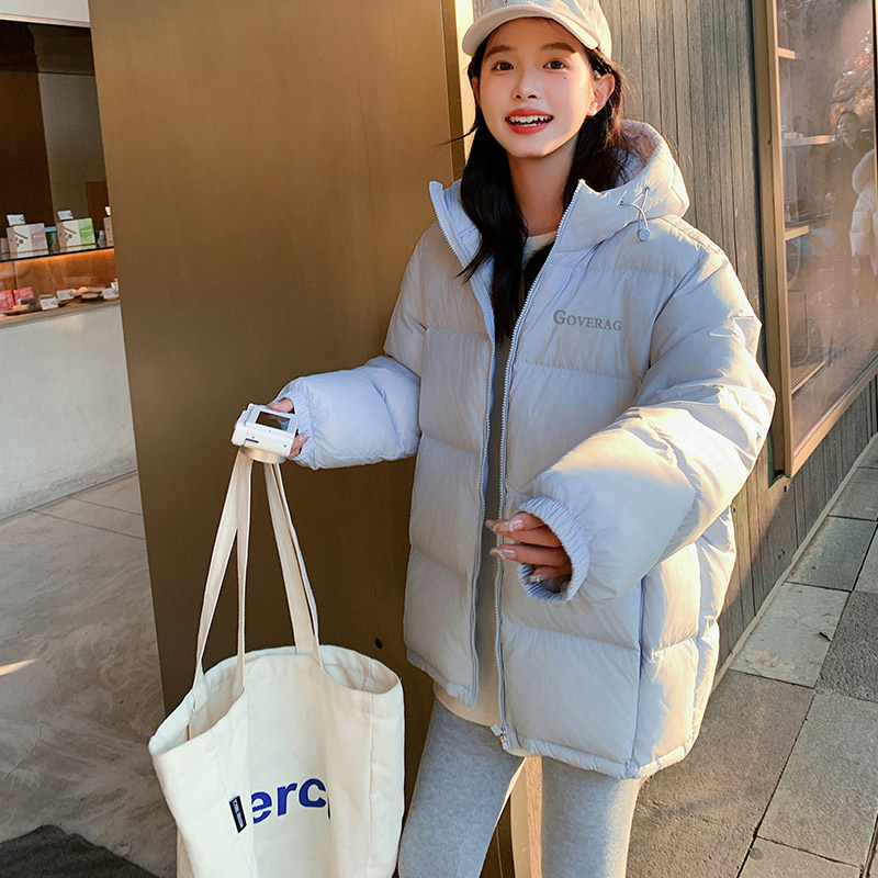 短款羽绒服带帽女白鸭绒