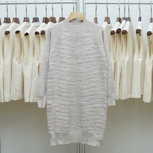 宽松舒适中长款 针织连衣裙女韩版 纯色毛衣裙 圆领加厚长袖 950新款