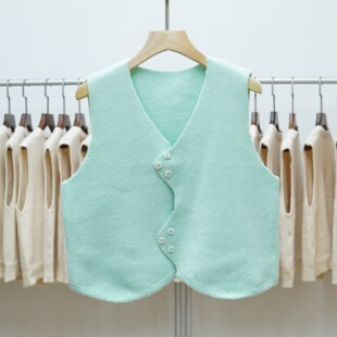 620 2025秋冬新款V领针织马甲女纯色显瘦百搭坎肩背心毛衣外套