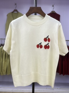 155 樱桃刺绣上衣圆领小清新外搭2024秋冬季新款女气质套头针织衫