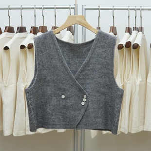 外搭 纯色背心宽松显瘦时尚 307极简V领针织马甲女双排扣短款 无袖