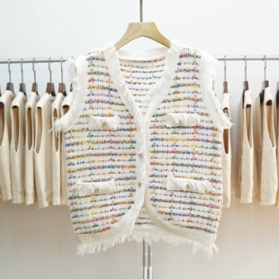 664 V领针织马甲女彩色小香风流苏坎肩背心毛衣外套 2025秋冬新款