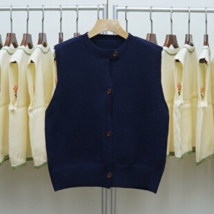 449 复古圆领纽扣针织马甲女秋冬宽松叠穿毛衣叠穿开衫背心上衣