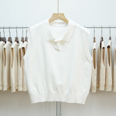 短款V领针织马甲背心女