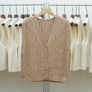 韩版 新款 纯色加厚菱形V领针织马甲背心女叠穿坎肩 2025年秋季 402