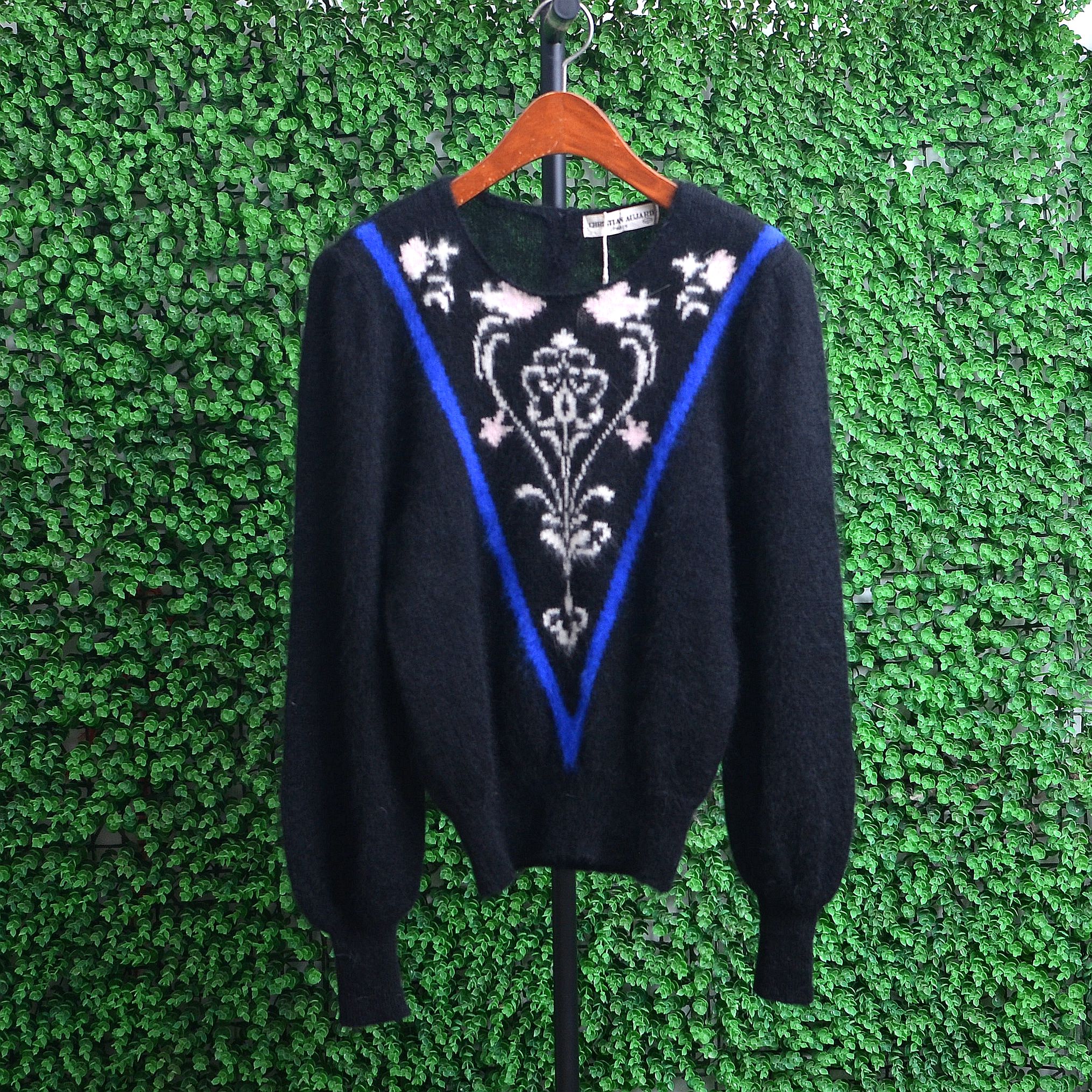 黑色马海毛毛衣女 宫廷风刺绣蓝条装饰圆领针织衫 秋冬软糯上衣