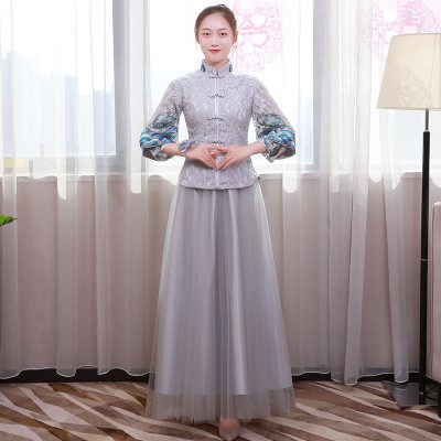 出租凭中式晚礼服伴娘服主持演出摄影写真服装昆明玉溪红河文山