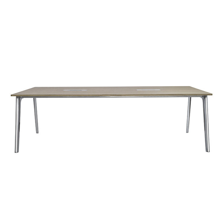 丹麦Fritz Hansen 橡木桌子 Pluralis Desk 创意设计进口
