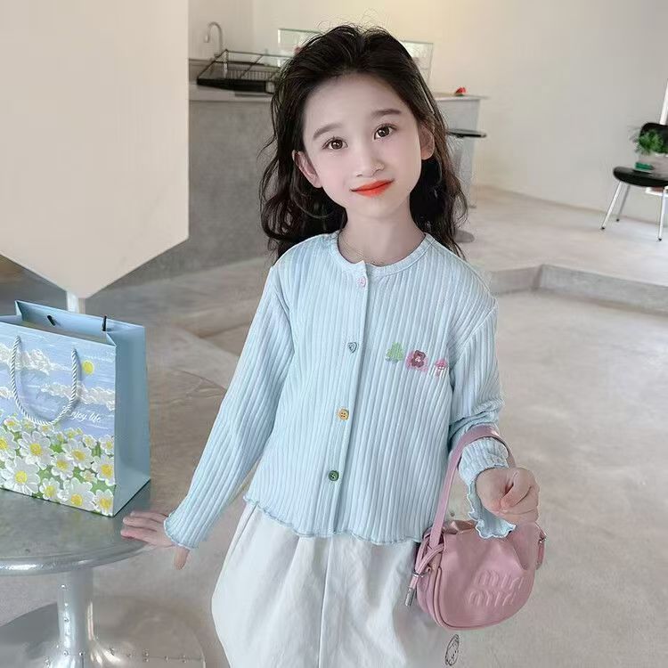 女宝秋季针织薄款柔软开衫外套