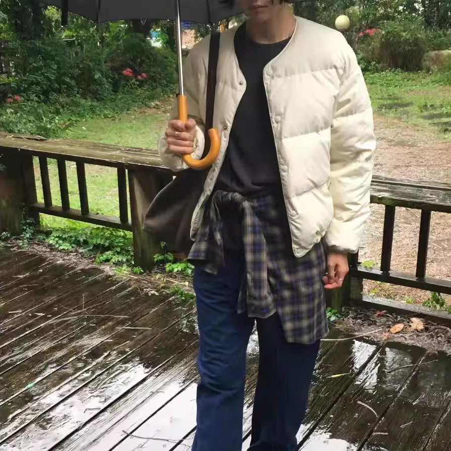 加厚圆领短款白鸭绒羽绒服外套