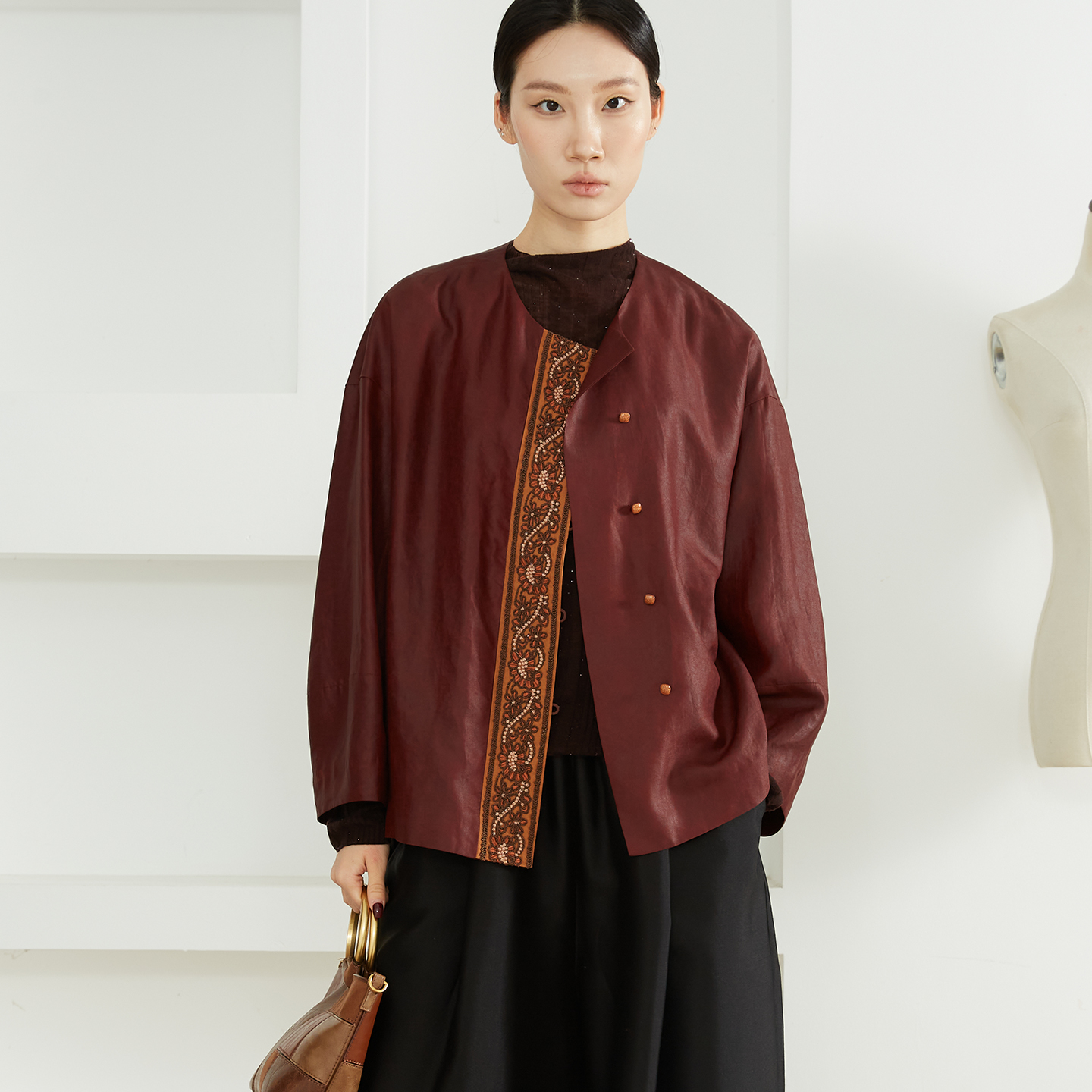 一丝牵100%桑蚕丝宽门襟刺绣香云纱红云纱真丝长袖外套国风开衫女