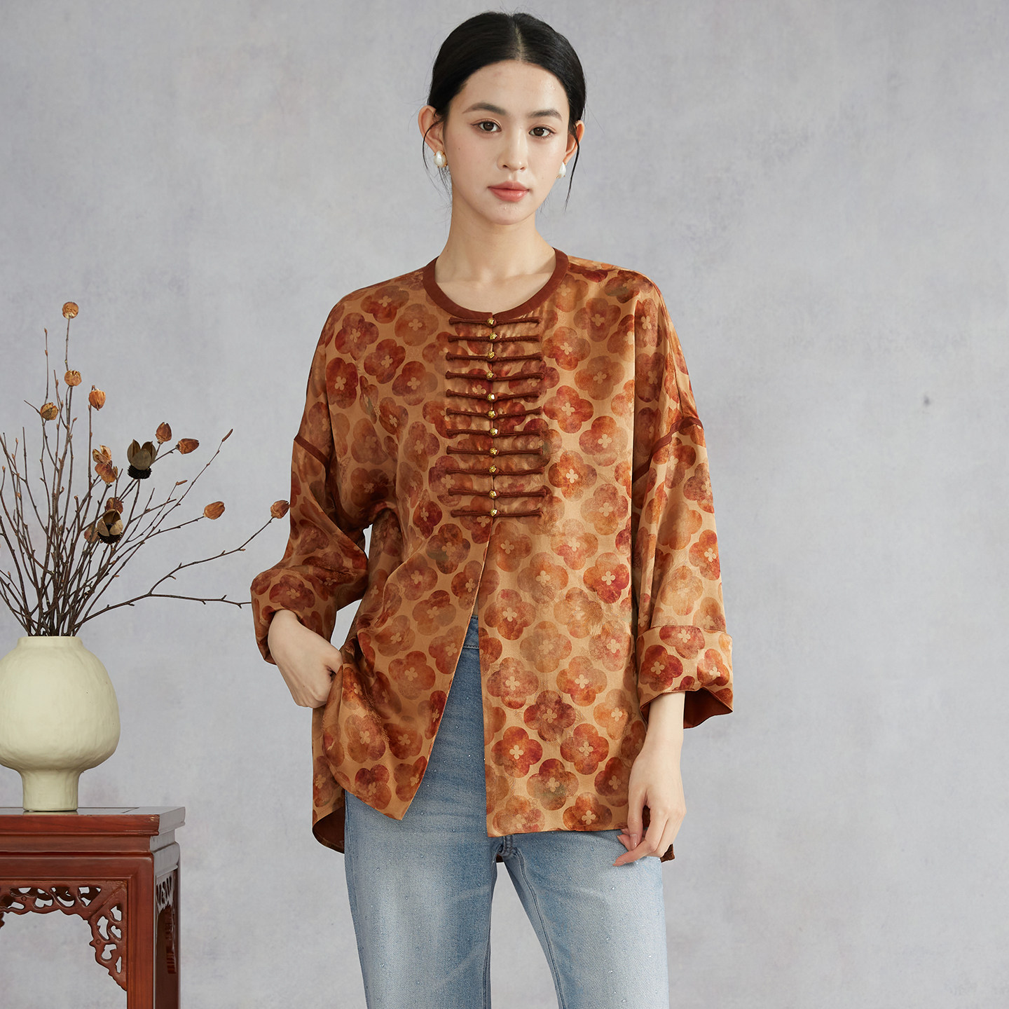 高定100%桑蚕丝红云纱香云纱四叶草提花真丝圆领衬衫上衣女新中式