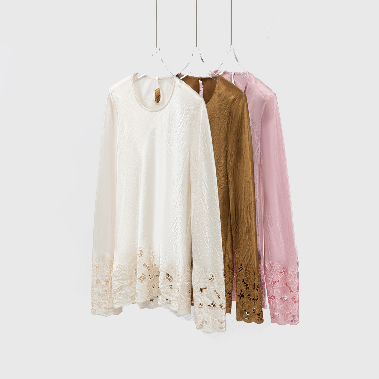 特惠 镂空刺绣100%醋酸上衣女圆领长袖T恤百搭休闲打底衫秋2025