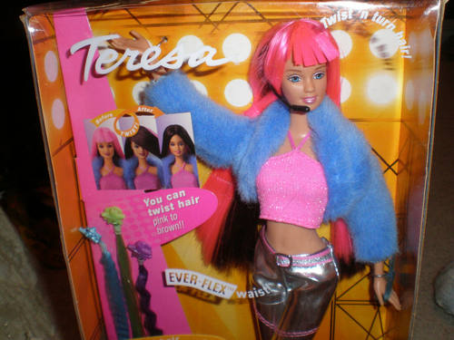 预 Barbie Jam n Glam Teresa 2001 百变发色芭比娃娃