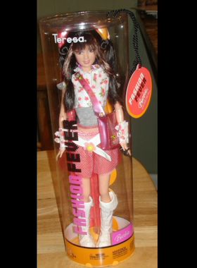 预 Barbie Fashion Fever Tokyo Pop Teresa 2004 时尚狂热芭比