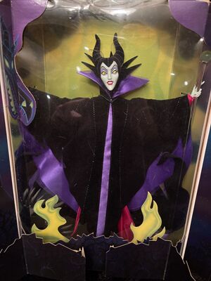 发 Disney Maleficent Villains 迪士尼睡美人40周年玛琳菲森娃娃