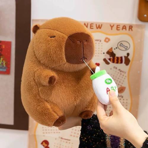 ad钙奶卡皮巴拉玩偶奶瓶