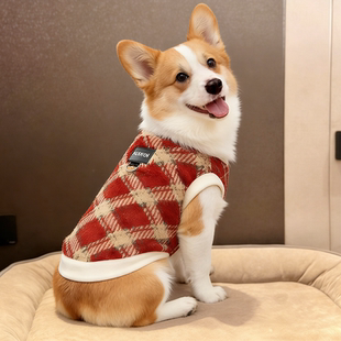 柯基小型犬潮流学院风喜庆小狗衣服2026新年款可牵引厚款防风毛衣