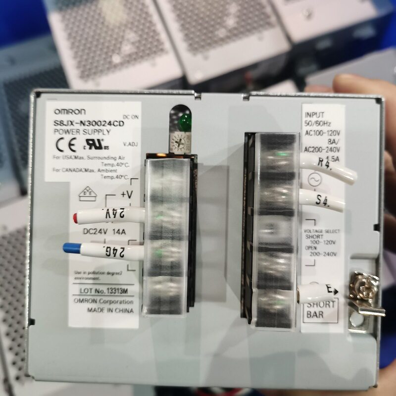 欧姆龙S8JX-N30024CD开关电源300W 24V 14A二手拆机包好