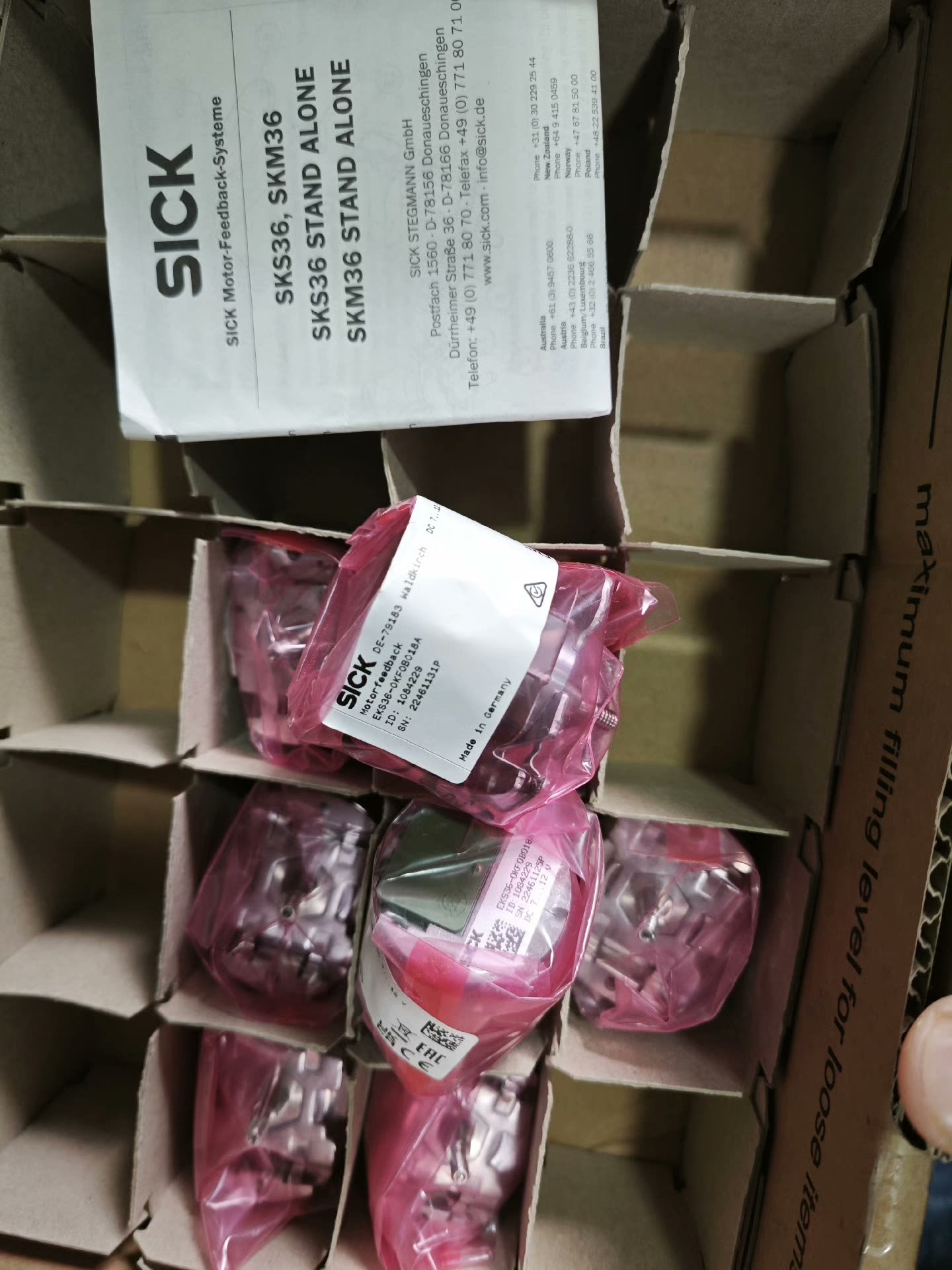 SICK编码器EKS36-0KF0A018A订货号: 1053848拍前请询价