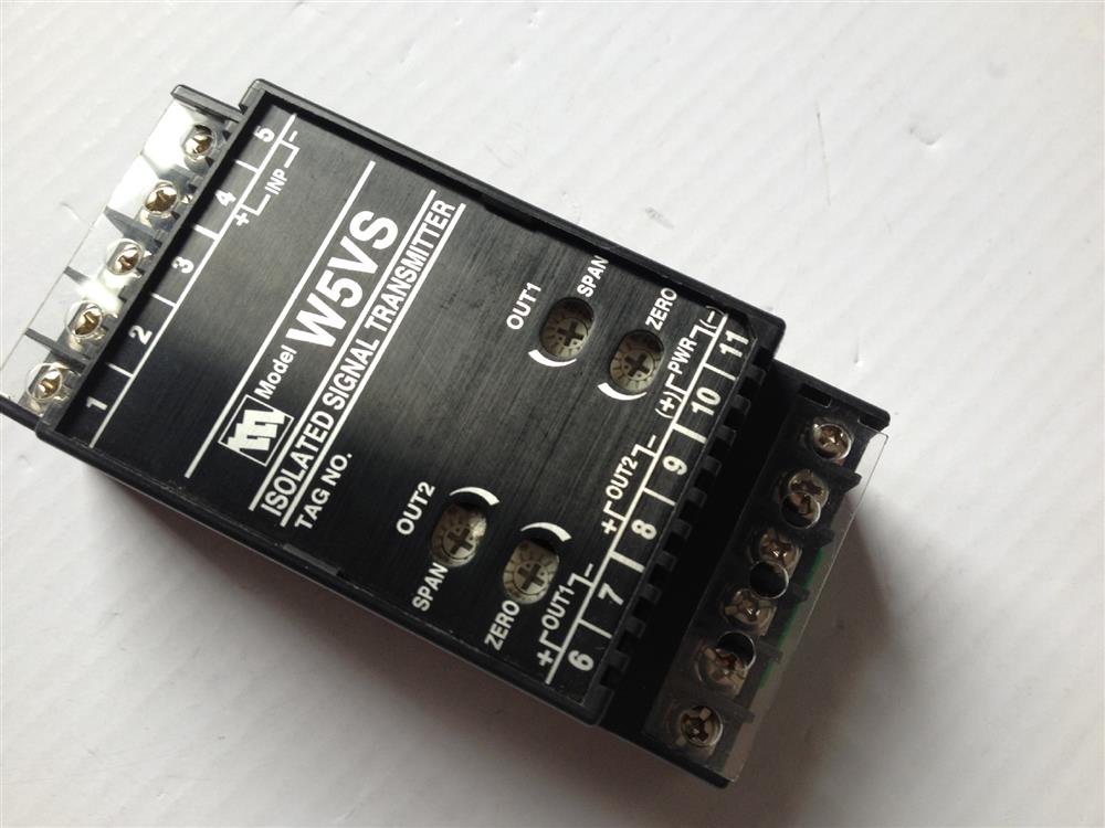 日本M-SYTEM W5VS隔离器 W5VS-AAA-M 85-264VAC W5VS-AAA-R