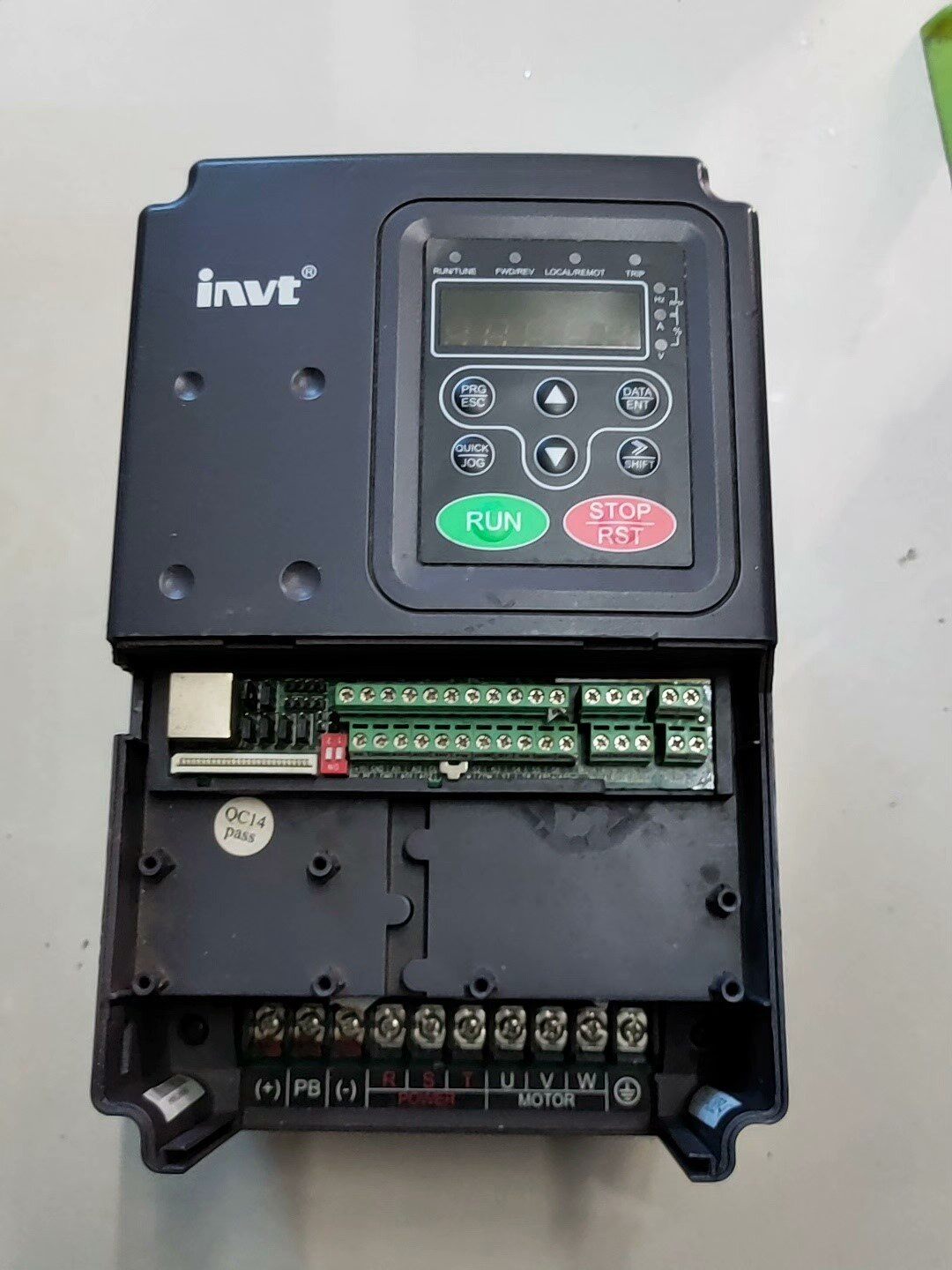 英威腾变频器chv160a-5r5-4,5.5kw全新原装拍前请询价