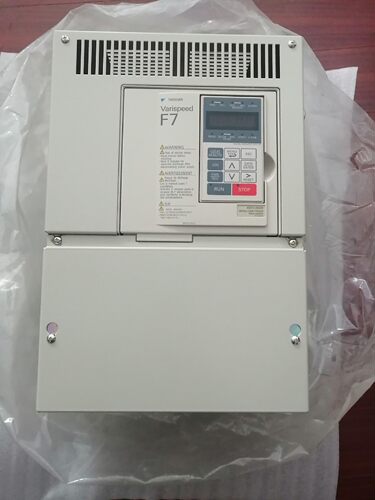 安川F7变频器CIMR-F7B4030全新没外包装盒现货拍拍前请询价