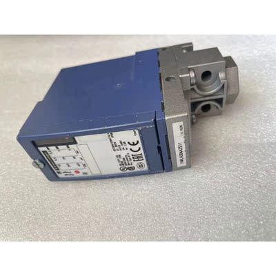 施耐德压力开关传感器XMLB XMLA035A 010A 070A 0160D 300D2S11拍