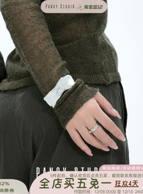 PANCY冷淡港风~复古个性小众高级感宽版金属手镯弹簧开口手环百搭