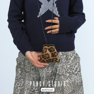 PANCY豹纹小配饰~可爱皮绳挂件包零钱包复古长款毛衣链小众设计