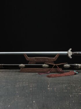 龙泉市刀剑花纹钢烧刃影视宝剑