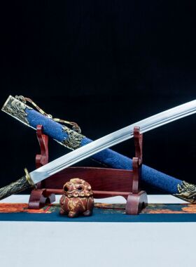 龙泉市刀剑高锰钢一体影视战刀