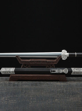 龙泉市刀剑花纹钢一体宝剑摆件