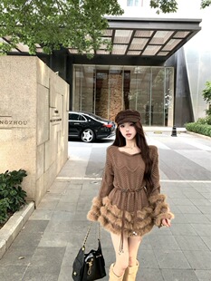 2025新款女装长袖纯色洋气减龄宽松显瘦毛毛拼接时尚针织毛衣裙女
