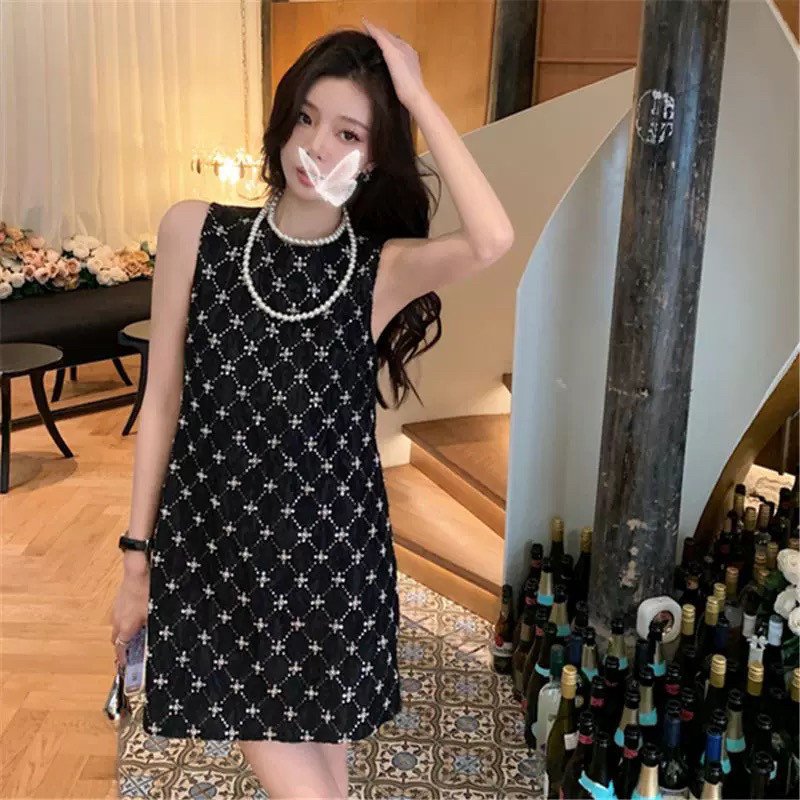 法式高级感甜美娃娃裙重工亮片背心连衣裙夏季新款无袖显瘦A字裙,女装/女士精品,连衣裙,淘宝优惠券,粉丝福利购,淘宝优惠卷