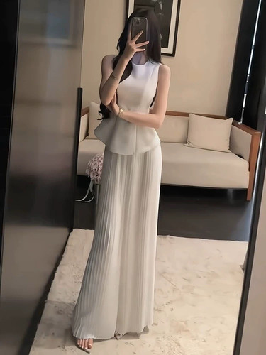 2025夏季新款法式白色无袖背心阔腿裤两件套装女高级感气质套装潮