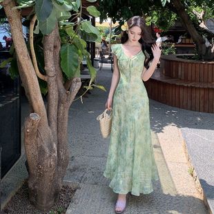海边度假绿色碎花小飞袖 韩式 连衣裙温柔气质独特绝美收腰a字沙滩