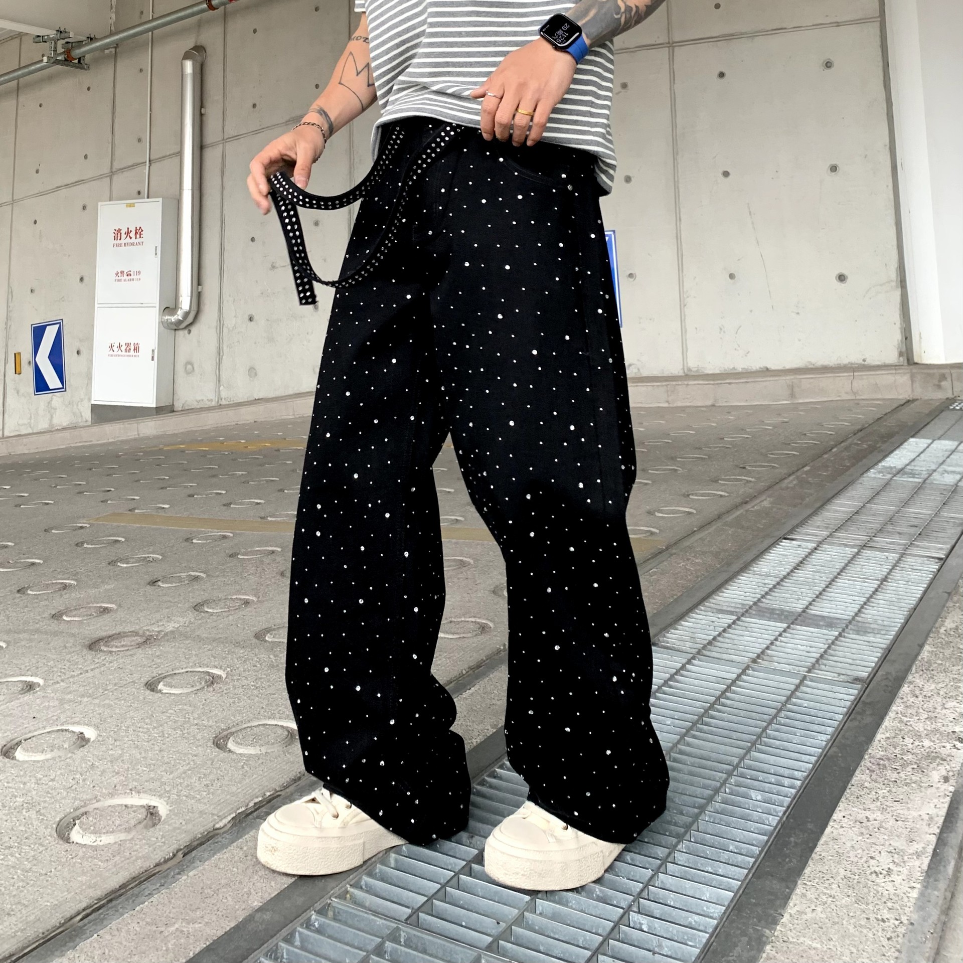 浪潮男女个性烫钻满天星设计高街牛仔裤宽松百搭时尚直筒裤秋冬款