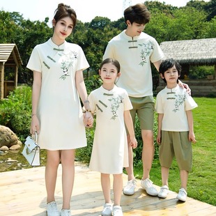 国潮亲子装一家三口婴儿母子短袖套装新款夏装国风母女旗袍连衣裙