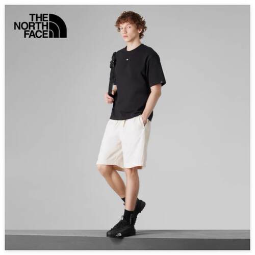 北面UE户外男士宽松透气圆领短袖