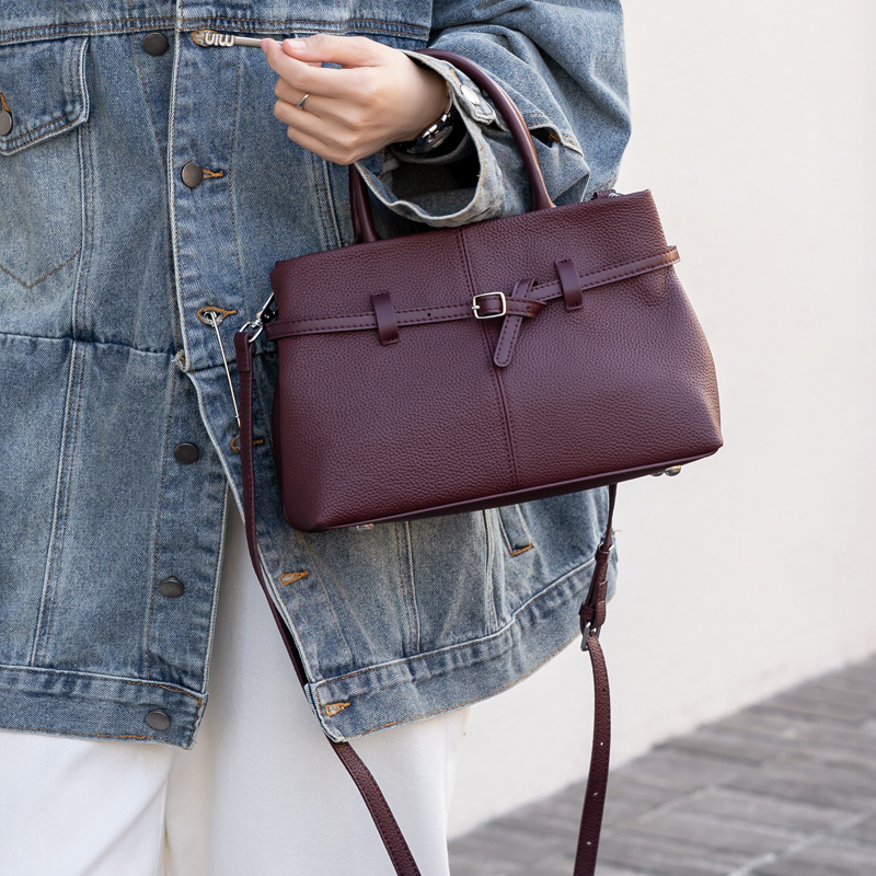 时尚真皮大容量斜挎手提包托特包