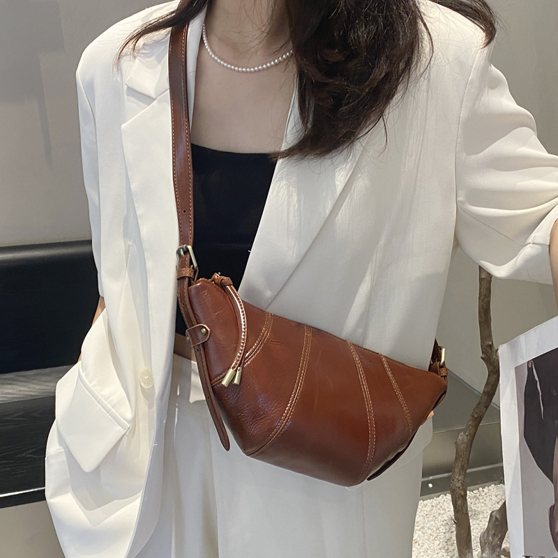 丝芙伦头层油蜡牛皮单肩斜挎小包