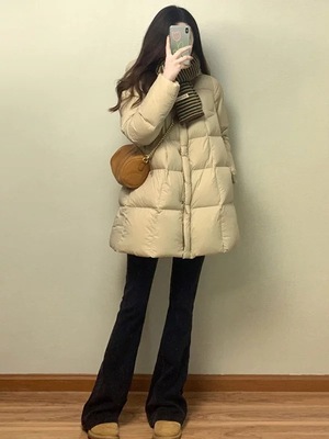 高充绒量巨好看的羽绒服女2025年冬季新款高级感保暖白鸭绒中长款