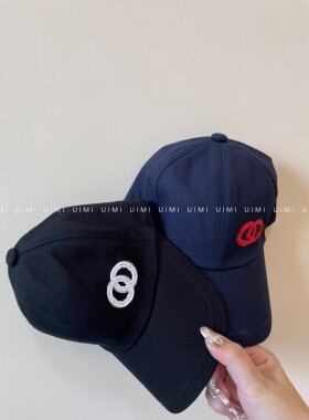 博主同款！爱了爱了！25ss新款珍珠字母棒球帽鸭舌帽渔夫帽情侣款